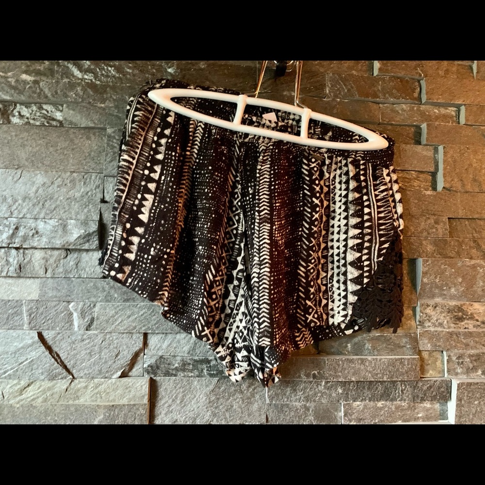 Volcom Boho Shorts - Like new condition